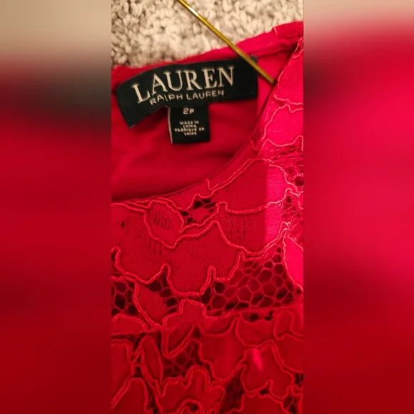 Lauren Ralph Lauren womens lace mini dress size 2P (fits like regular 2-4) red - Picture 4 of 4